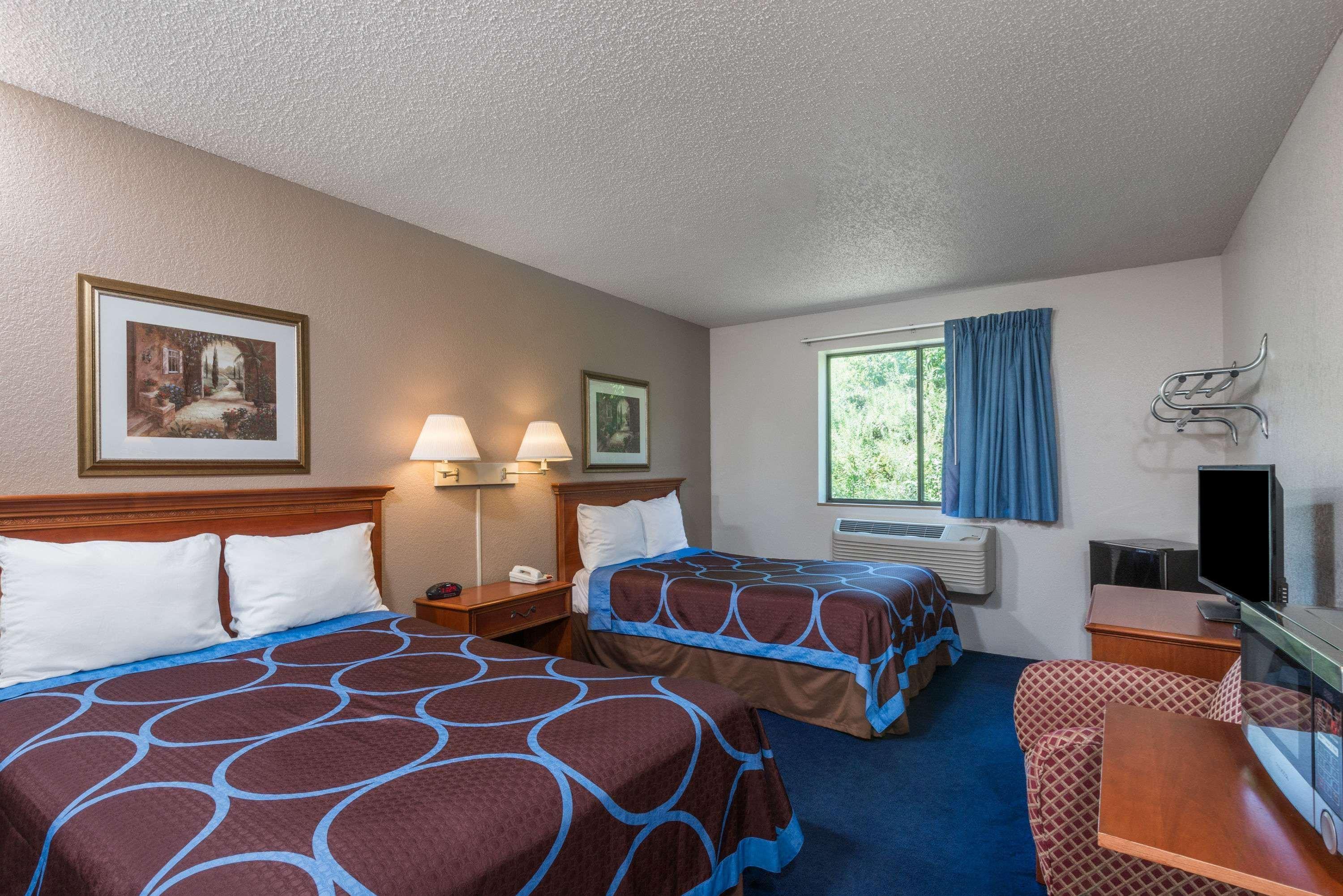 Super 8 By Wyndham 2*